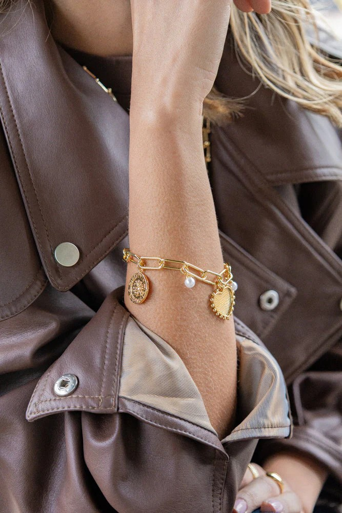 GOLDEN HEART BRACELET
