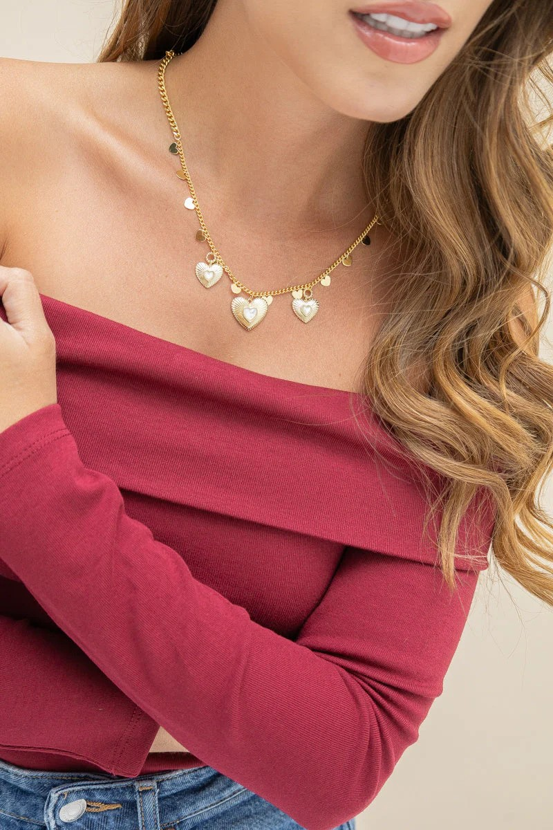 HEARTS NECKLACE