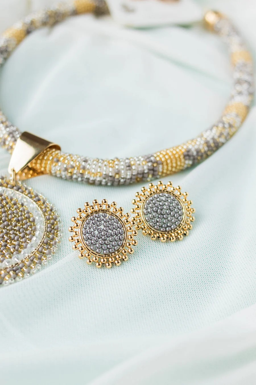 GOLD GREY EARRINGS