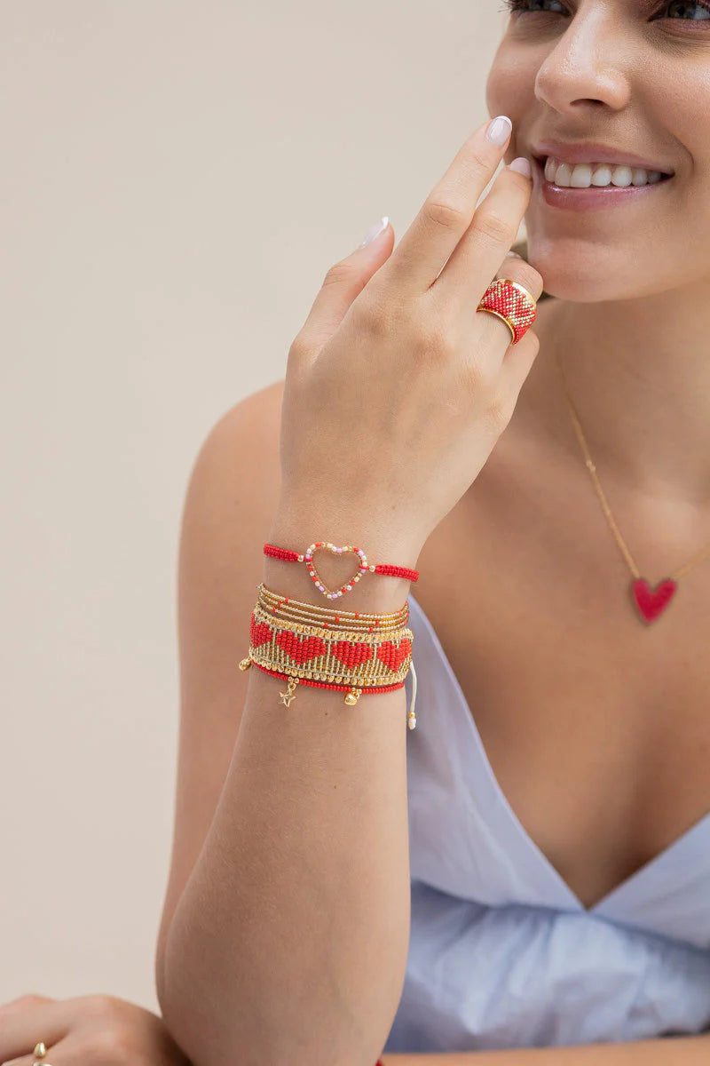 RED HEARTS BEADED BRACELET