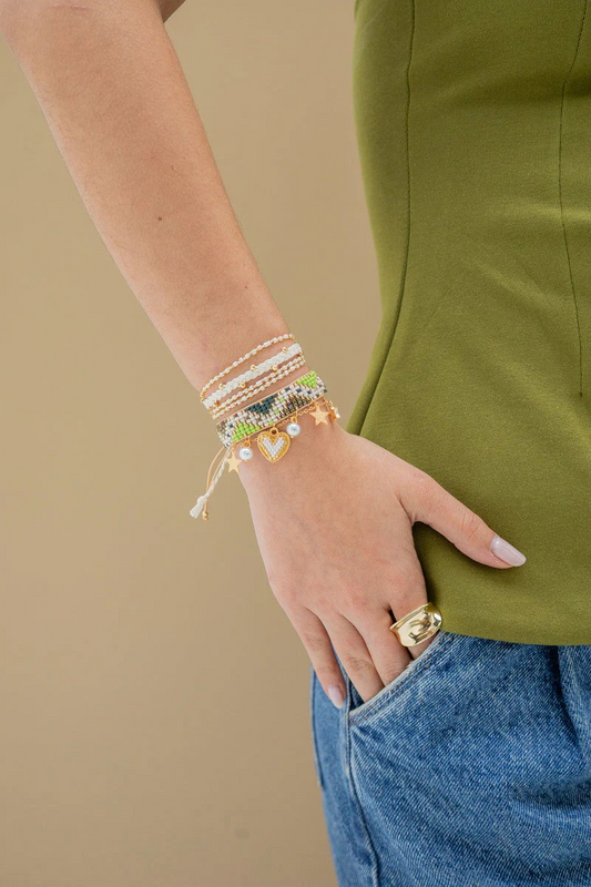GREEN HEART BRACELET