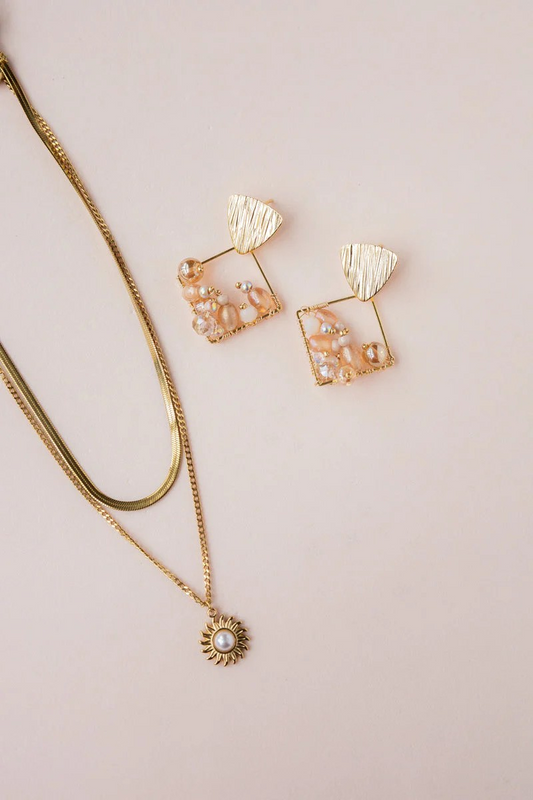 BEIGE EARRINGS