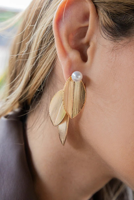 GOLD LEAVES EARRINGS