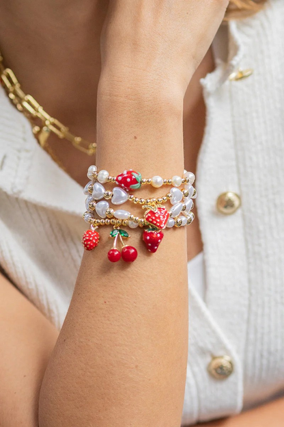 WHITE BERRY BRACELET