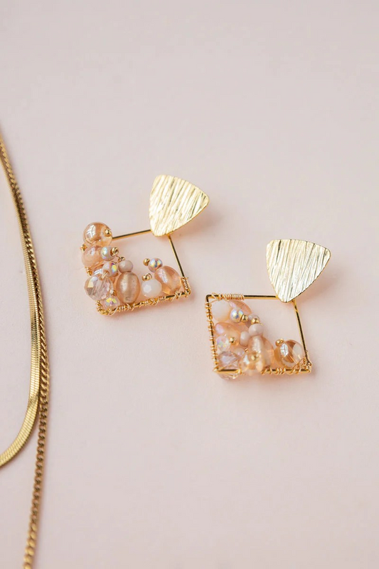 BEIGE EARRINGS